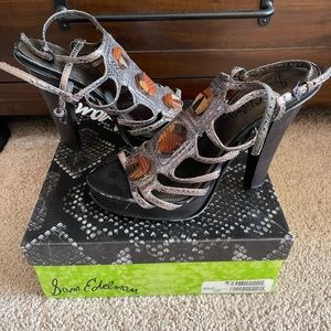 Pre-Owned Sam Edelman Malik Open Toe Heels in Pewter Size 10